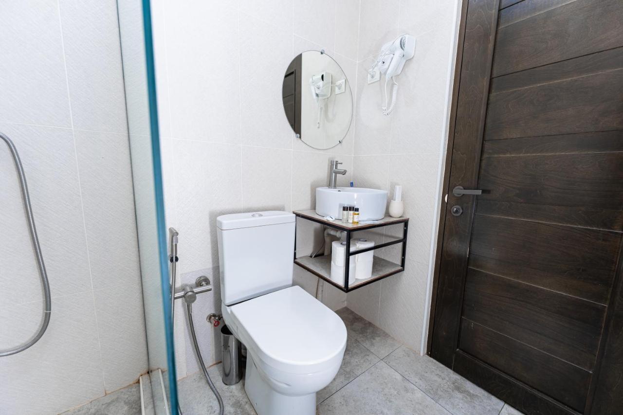 Nuryan Hotel Erivan Exterior foto